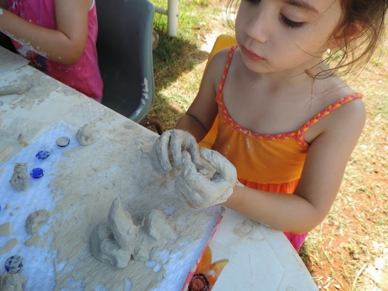 Sensory Bubble Clay ...a lovely experience for all ages using recycled and natural materials...Mummy Musings and Mayhem