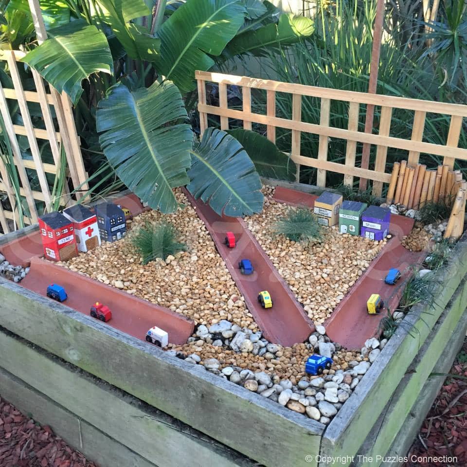 Over 25 ideas for recycled or upcycled fun with outdoor play - see more at mummymusingsandmayhem.com