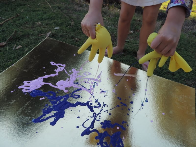 A simple, budget friendly sensory play activity that encourages toddlers and older children to get messy & paint using their whole body and the senses. Easy activity for home, early years teachers, homeschool, early childhood educators, family daycare and childcare centres!