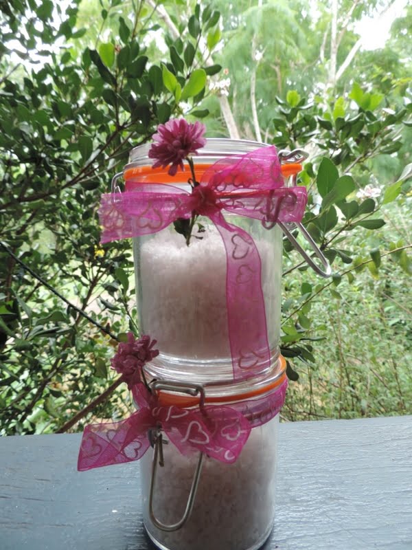 Children will love creating their own fragrant bath salts to give as gifts. A fun sensory activity for homeschool, early childhood educators and teachers that is perfect for Mother's Day! Use this easy recipe..