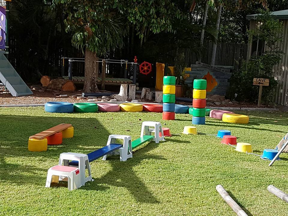 Easy Ideas for reusing tyres in outdoor play areas and backyards.