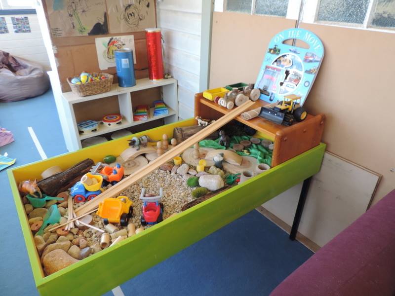 Ideas, tips and photo inspiration to help early childhood educators and families create engaging, welcoming and playful learning spaces for babies and toddlers - Download the factsheet here!