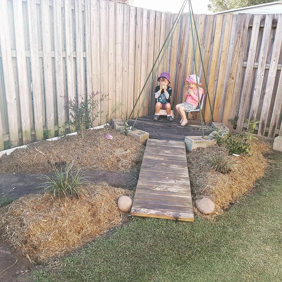 Whether you are just modifying or designing outdoor play spaces from scratch you are going to encounter challenges - the simple solutions in this post to will help you jump over the problems and create your ideal outdoor learning environment! Click to see the whole collection of easy ideas and real examples to try.