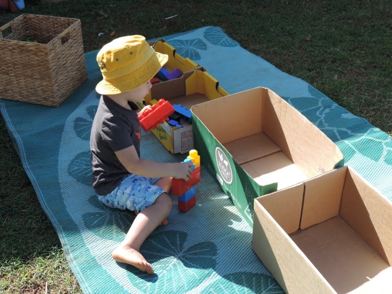 If you are stuck for imaginary play ideas browse this huge list of prop box suggestions to help you invite & setup dramatic play opportunities for children! A fantastic resource for early childhood educators, teachers and homeschool.