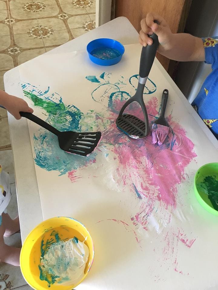 natasha painting with utensils Setup up these simple activity ideas for toddlers and help them learn through play - no hours of prep or expensive materials required! Ideas for early childhood educators, teachers, nursery and homeschool families!