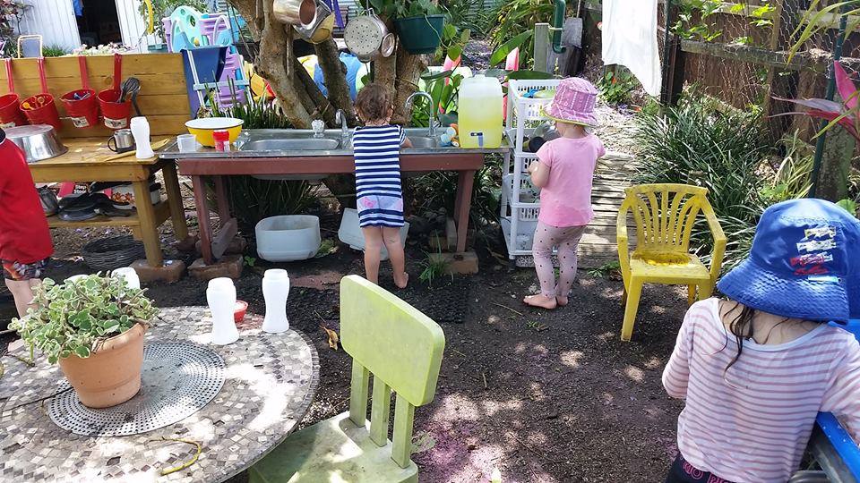 Add interest to the children's outdoor play areas with this inspiring educator compilation of simple mud kitchen and digging play spaces for children by The Empowered Educator.