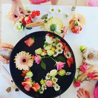 Be inspired to set up invitations to play and learn using simple materials from nature with this collection of photos and ideas from early years educators!